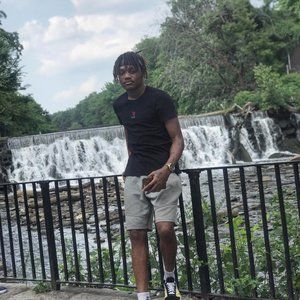 Meet your Posher, Chris